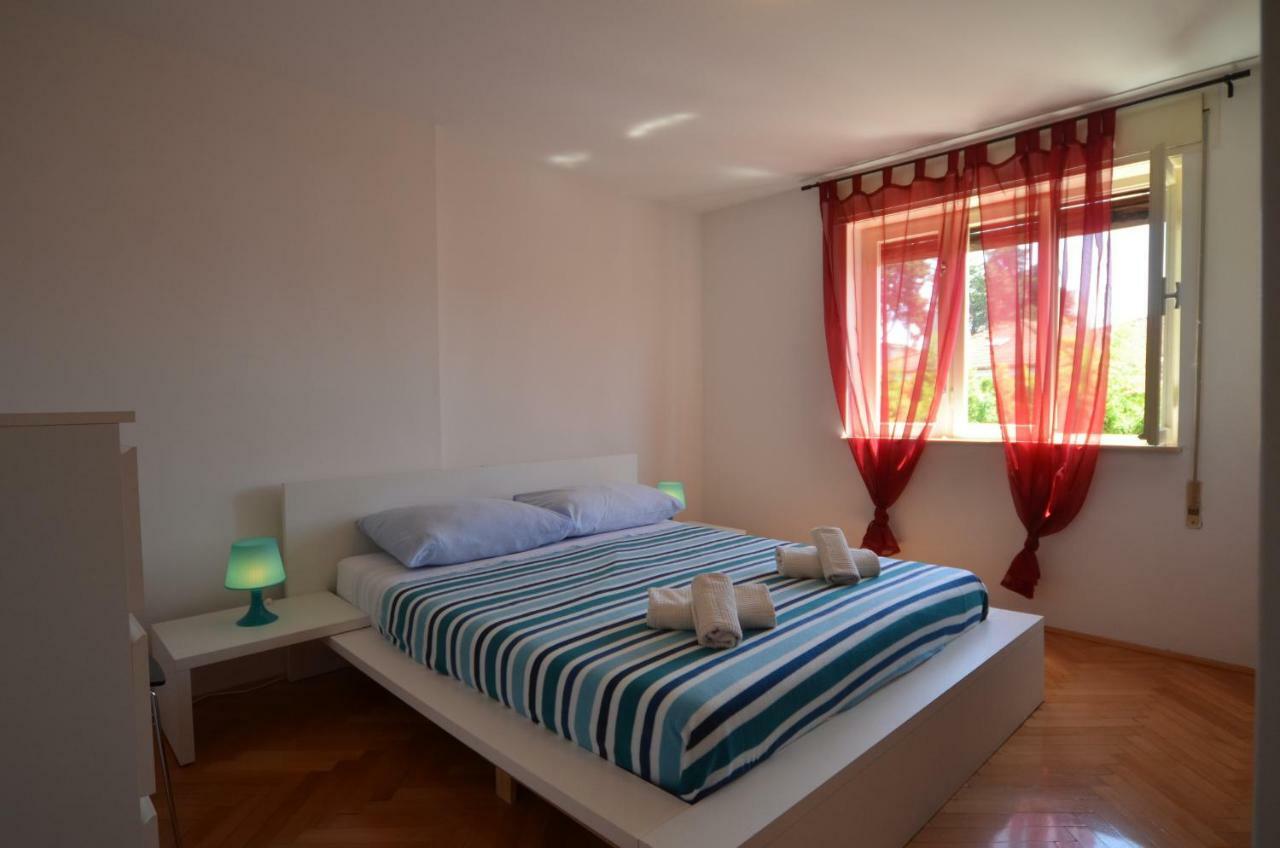רוביני Apartman Terzic מראה חיצוני תמונה