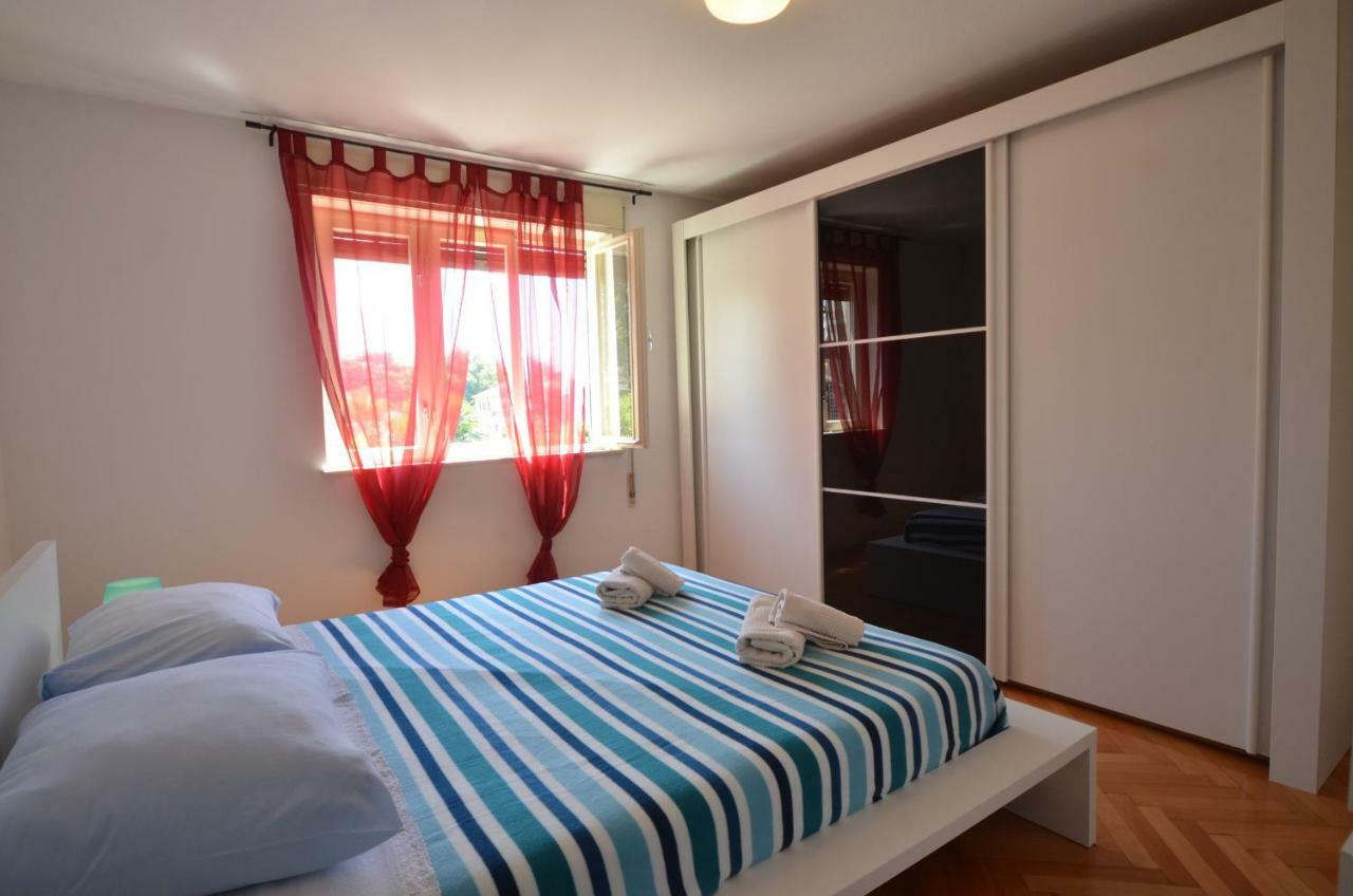 רוביני Apartman Terzic מראה חיצוני תמונה